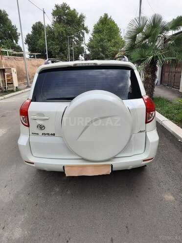 Toyota RAV4 2006, 136,000 km - 2.4 l - Gəncə