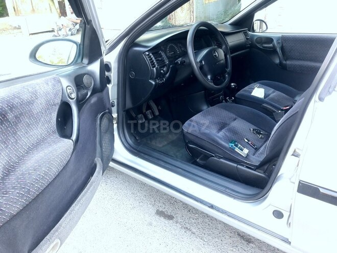 Opel Vectra 1997, 245,636 km - 2.0 l - Bakı