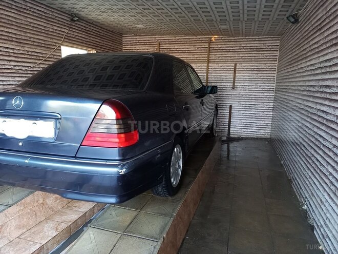 Mercedes C 180 1999, 220,000 km - 1.8 l - Bakı