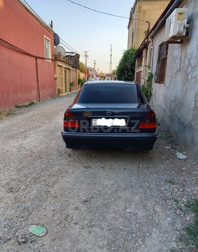 Mercedes C 180 1999, 220,000 km - 1.8 l - Bakı
