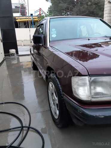 Mercedes 190 1991, 240,000 km - 2.0 л - Bakı