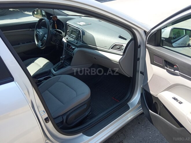 Hyundai Elantra 2016, 71,000 km - 2.0 l - Bakı