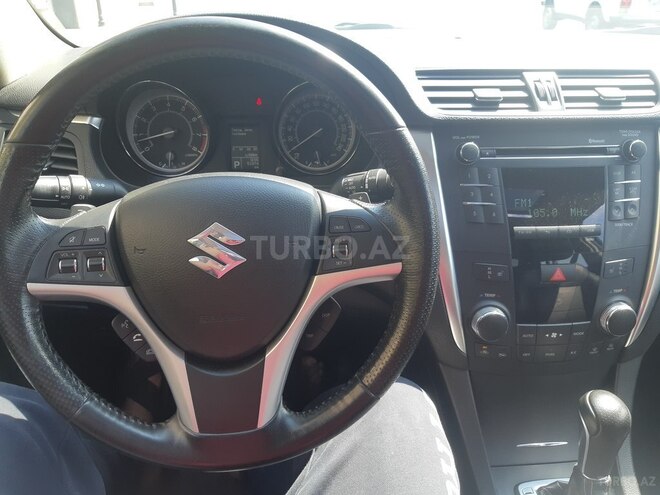 Suzuki Kizashi 2010, 52,000 km - 2.4 l - Bakı