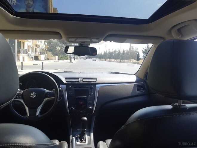 Suzuki Kizashi 2010, 52,000 km - 2.4 l - Bakı