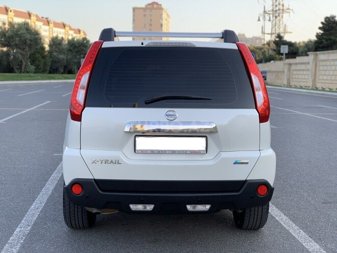 Nissan X-Trail 2014, 145,600 km - 2.5 l - Bakı