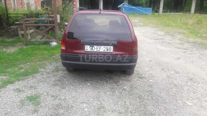 Opel Vectra 1996, 127,312 km - 1.5 л - Quba
