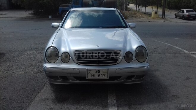 Mercedes E 240 2001, 355,000 km - 2.4 л - Bakı