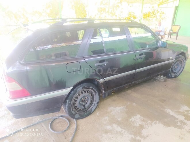 Mercedes C 180 1999, 341,200 km - 1.8 l - Salyan