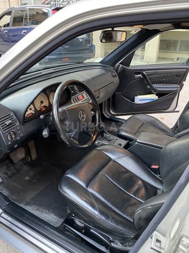 Mercedes C 240 1997, 214,000 km - 2.4 л - Bakı