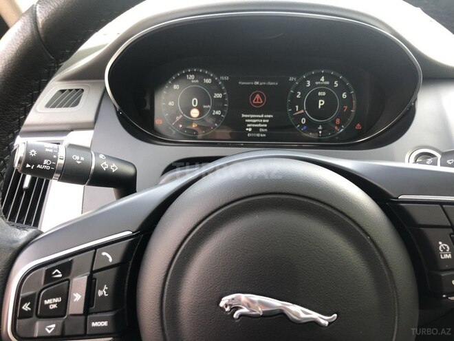 Jaguar E-Pace 2020, 10,900 km - 2.0 l - Bakı