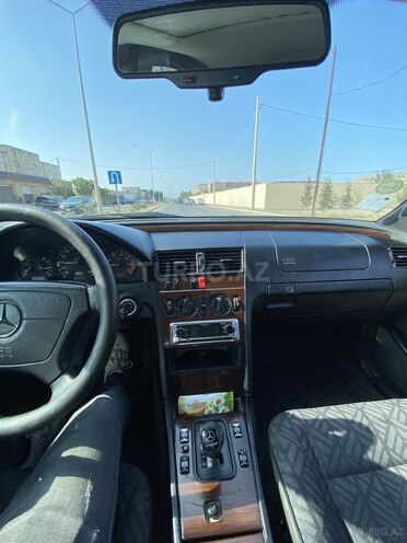 Mercedes C 220 1995, 347,000 km - 2.2 л - Sumqayıt