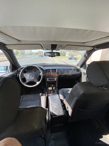 Mercedes C 220 1995, 347,000 km - 2.2 л - Sumqayıt