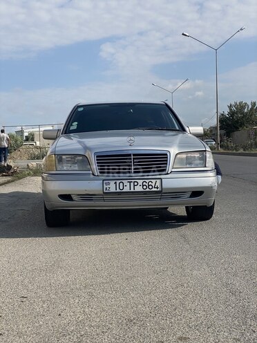 Mercedes C 220 1995, 347,000 km - 2.2 л - Sumqayıt