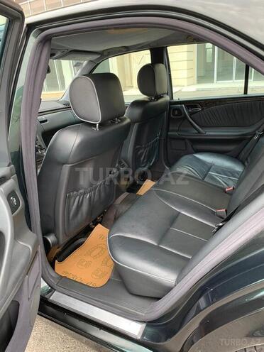 Mercedes E 320 2001, 506,000 km - 3.2 л - Bakı