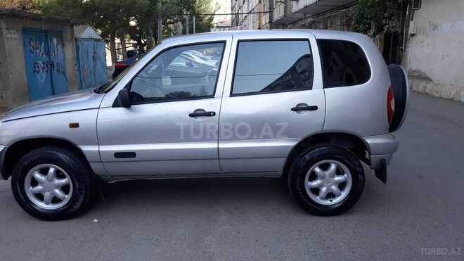 Chevrolet Niva 2004, 260,000 km - 1.7 l - Sumqayıt