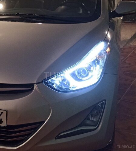 Hyundai Elantra 2015, 65,100 km - 2.0 л - Bakı