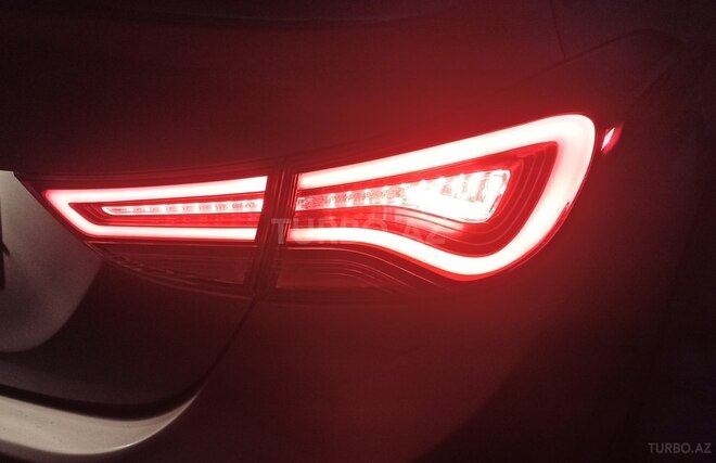 Hyundai Elantra 2015, 65,100 km - 2.0 л - Bakı