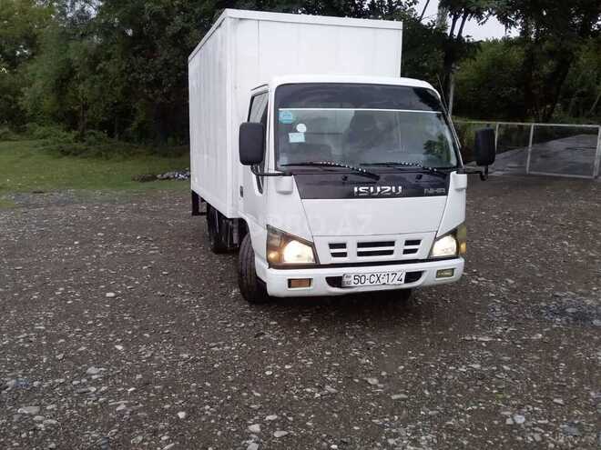 Isuzu NHR 55 E 2008, 334,700 km - 2.8 l - Qax
