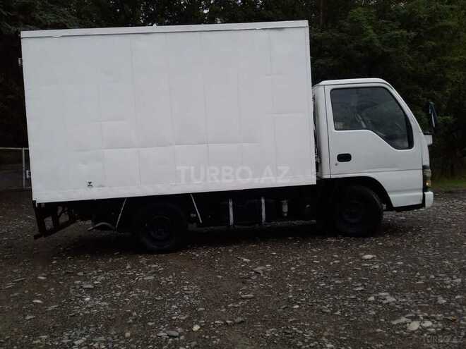 Isuzu NHR 55 E 2008, 334,700 km - 2.8 l - Qax