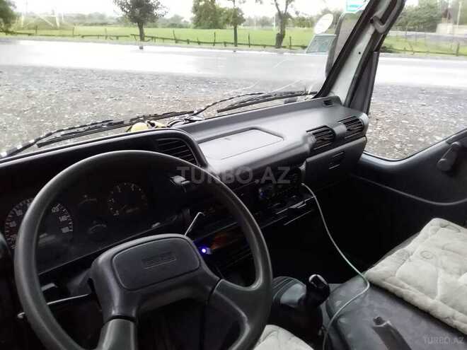 Isuzu NHR 55 E 2008, 334,700 km - 2.8 l - Qax