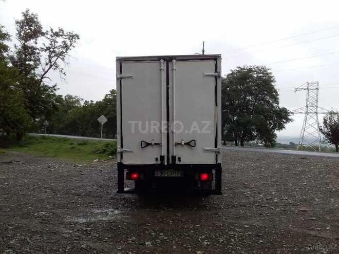 Isuzu NHR 55 E 2008, 334,700 km - 2.8 l - Qax