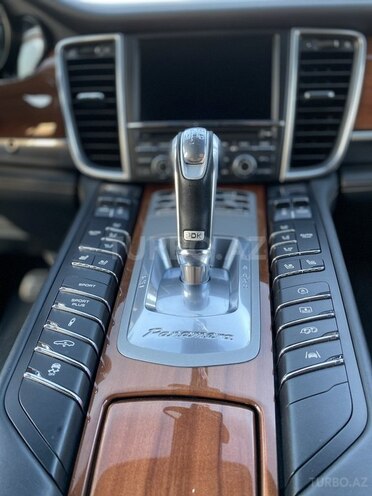 Porsche Panamera Turbo 2015, 91,221 km - 4.8 л - Bakı