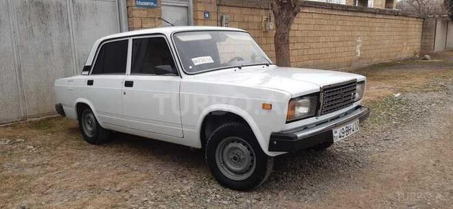 LADA (VAZ) 2107 2008, 260,000 km - 1.6 л - Saatlı
