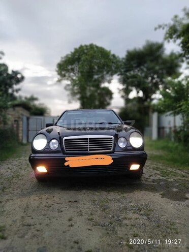 Mercedes E 240 1999, 11,197 km - 2.4 l - Masallı