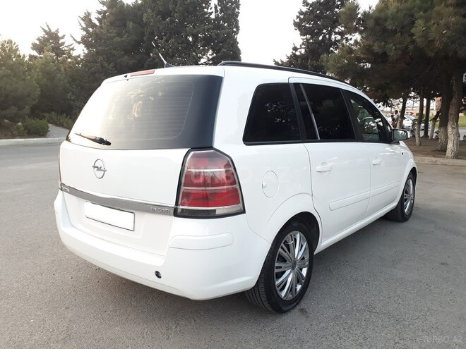 Opel Zafira 2007, 213,000 km - 1.9 л - Bakı