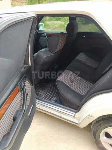 Mercedes E 220 1994, 312,000 km - 2.2 l - Sumqayıt