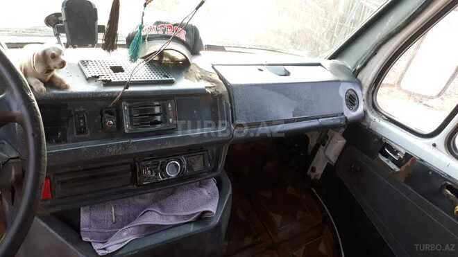 Mercedes 208 D 1990, 54,646 km - 2.5 л - Astara