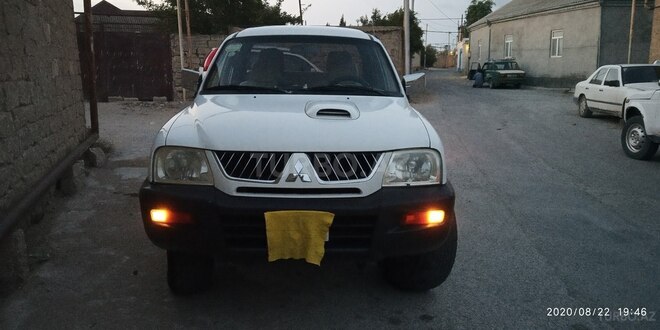 Mitsubishi L200 2005, 164,000 km - 2.5 л - Bakı