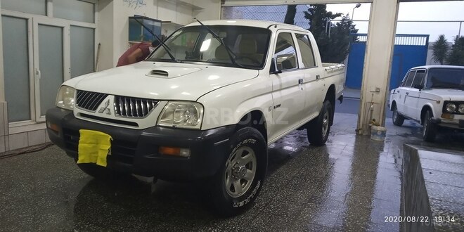 Mitsubishi L200 2005, 164,000 km - 2.5 л - Bakı