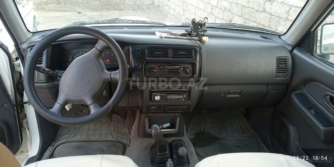 Mitsubishi L200 2005, 164,000 km - 2.5 л - Bakı