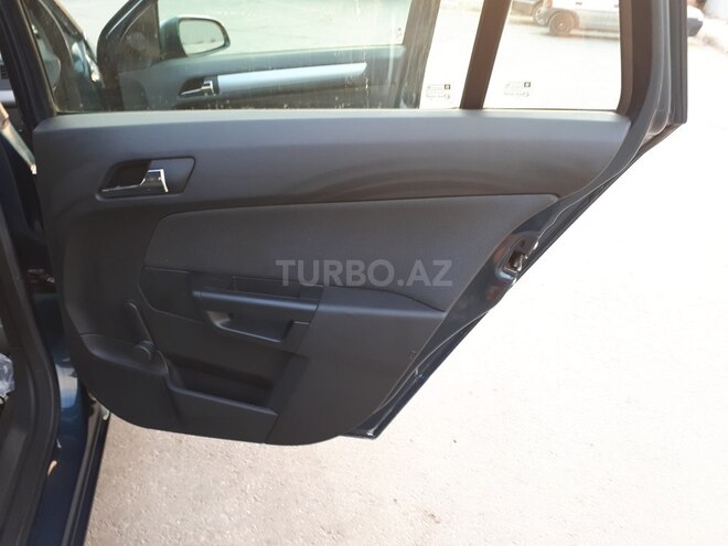 Opel Astra 2006, 240,000 km - 1.3 l - Bakı
