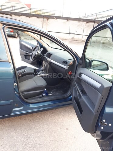 Opel Astra 2006, 240,000 km - 1.3 l - Bakı