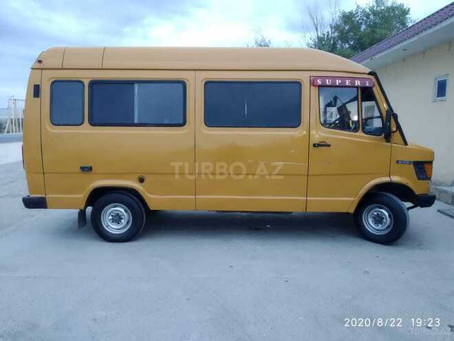Mercedes 208 D 1989, 695,872 km - 2.3 l - Şirvan