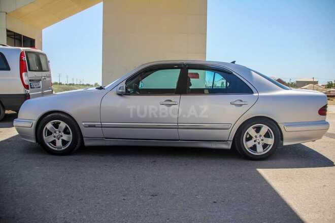 Mercedes E 270 2000, 388,000 km - 2.7 л - Bakı