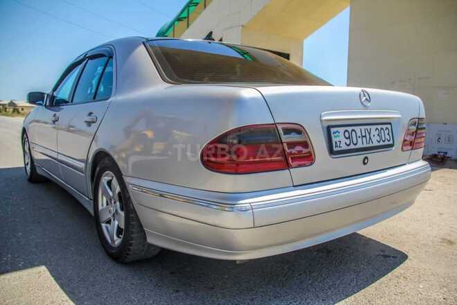 Mercedes E 270 2000, 388,000 km - 2.7 л - Bakı