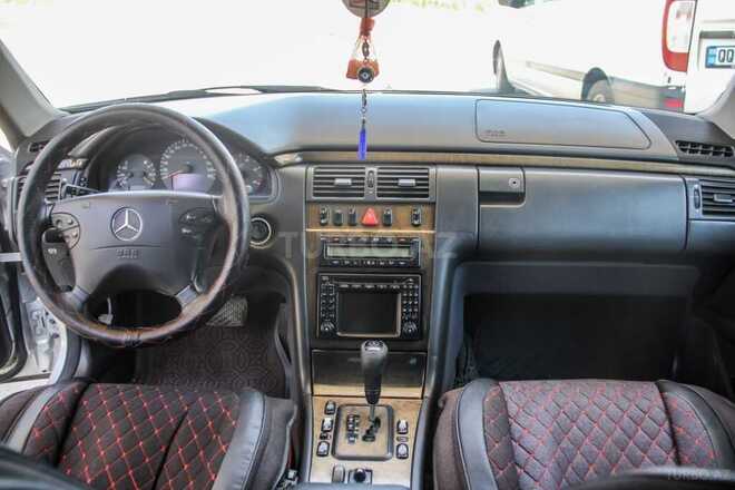 Mercedes E 270 2000, 388,000 km - 2.7 л - Bakı