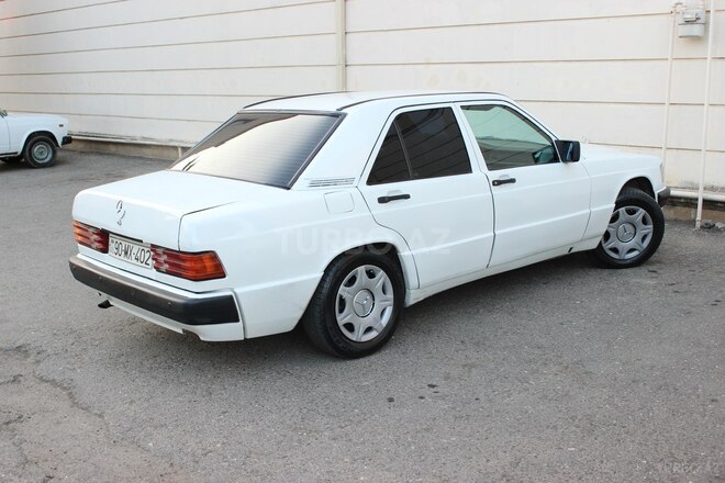 Mercedes 190 1990, 303,000 km - 2.0 l - Lənkəran