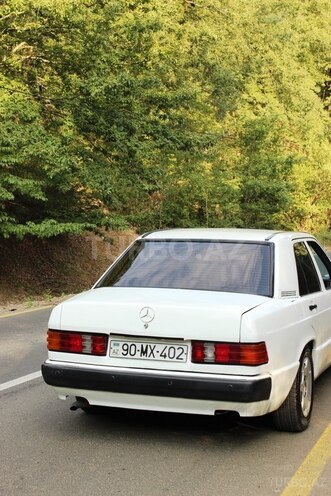 Mercedes 190 1990, 303,000 km - 2.0 l - Lənkəran