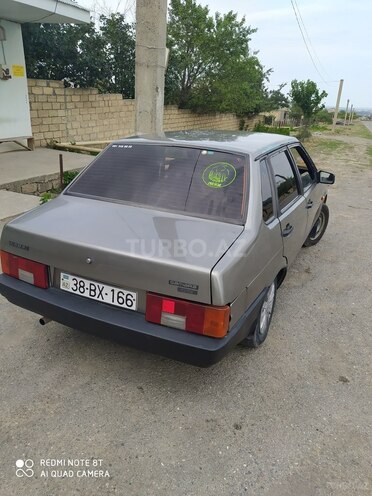 LADA (VAZ) 21099 2001, 250,000 km - 1.5 l - Qusar