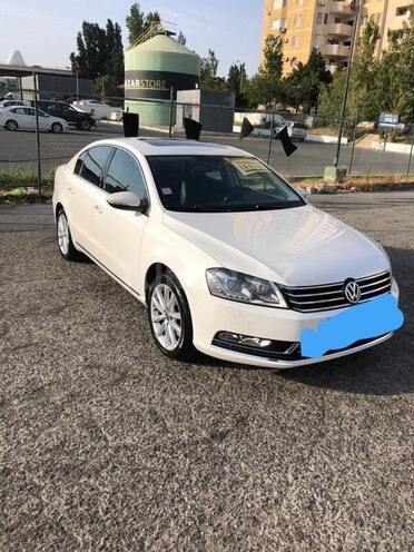 Volkswagen Passat 2011, 186,000 km - 1.8 l - Bakı