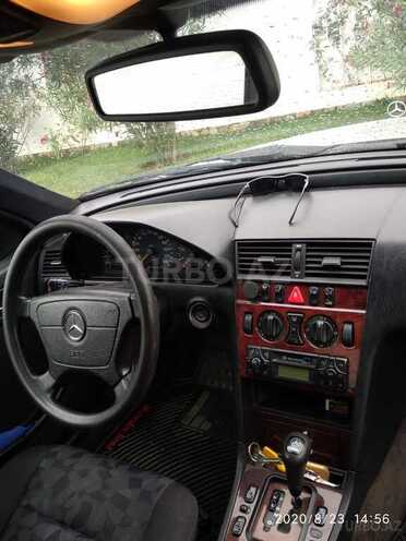 Mercedes C 200 1999, 250,000 km - 2.0 l - Bakı
