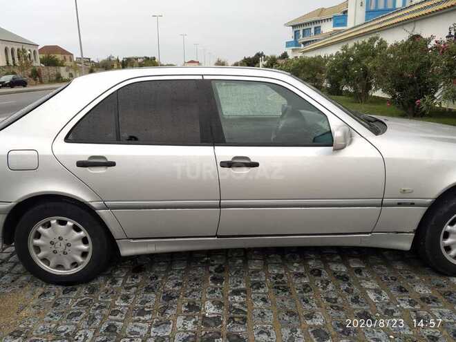 Mercedes C 200 1999, 250,000 km - 2.0 l - Bakı