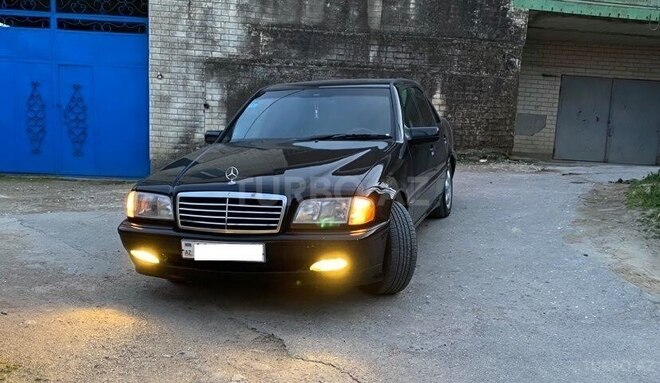 Mercedes C 230 1999, 224,000 km - 2.3 л - Bakı