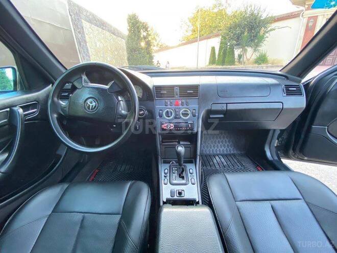Mercedes C 230 1999, 224,000 km - 2.3 л - Bakı