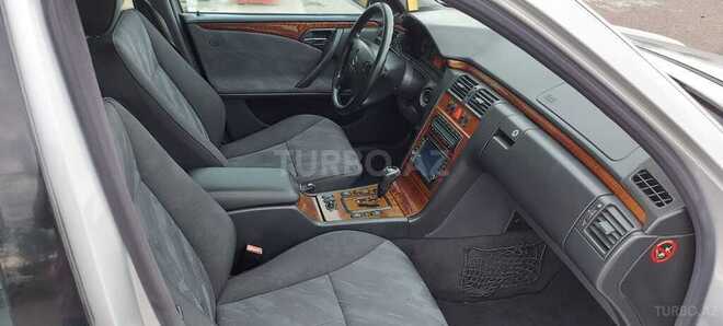 Mercedes E 280 1999, 320,000 km - 2.8 л - Gəncə