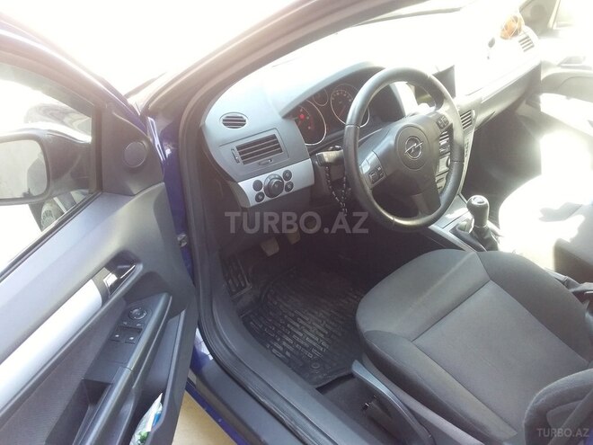 Opel Astra 2006, 247,000 km - 1.3 l - Bakı